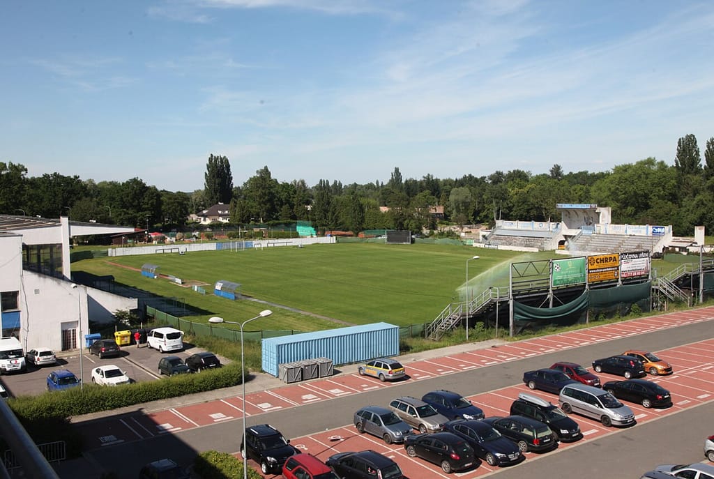 Stadion Arnosta Kostala